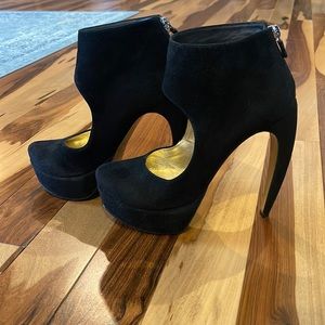 Walter Steiger curved heel  suede Mary Jane platform bootie shoe